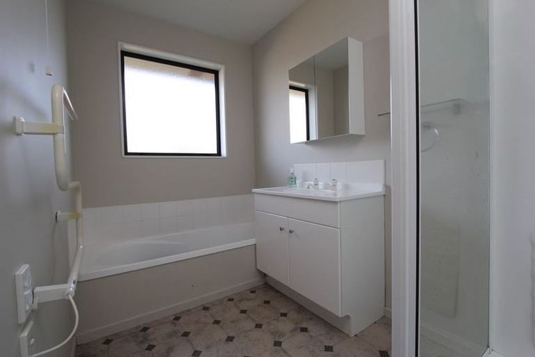 Photo of property in 211 Rolleston Drive, Rolleston, 7614