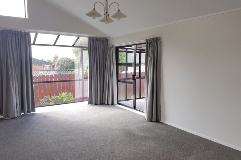 Photo of property in 3/288 Queen Street, Pukekohe, 2120