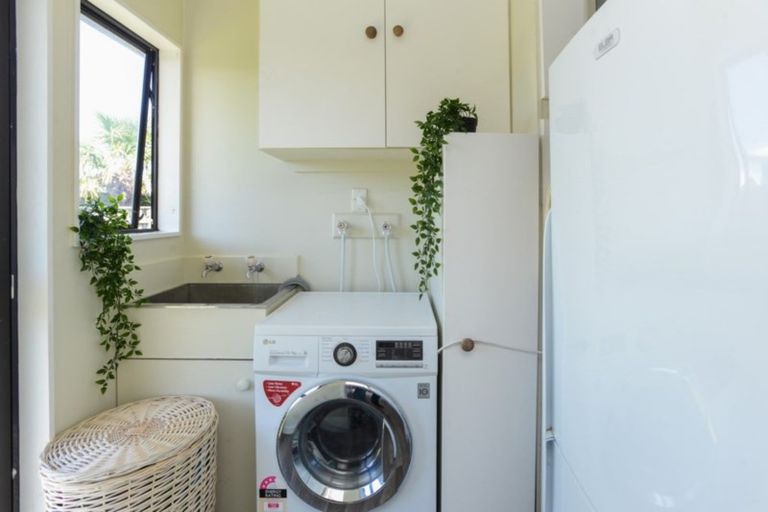 Photo of property in 1/205 Avondale Road, Greenmeadows, Napier, 4112