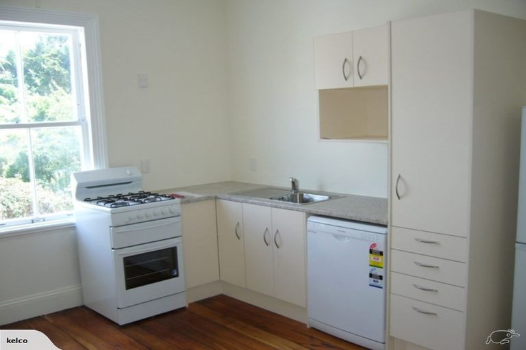 Photo of property in 78 Tasman Street, Mount Cook, Wellington, 6021