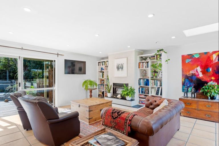 Photo of property in 231 Omaha Flats Road, Point Wells, Warkworth, 0986