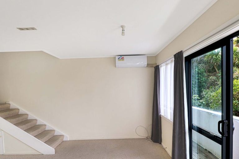 Photo of property in 4/7 Raroa Road, Kelburn, Wellington, 6012
