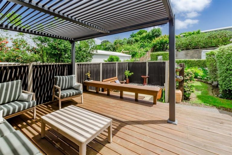 Photo of property in 10 Dale Road, Raumati South, Paraparaumu, 5032