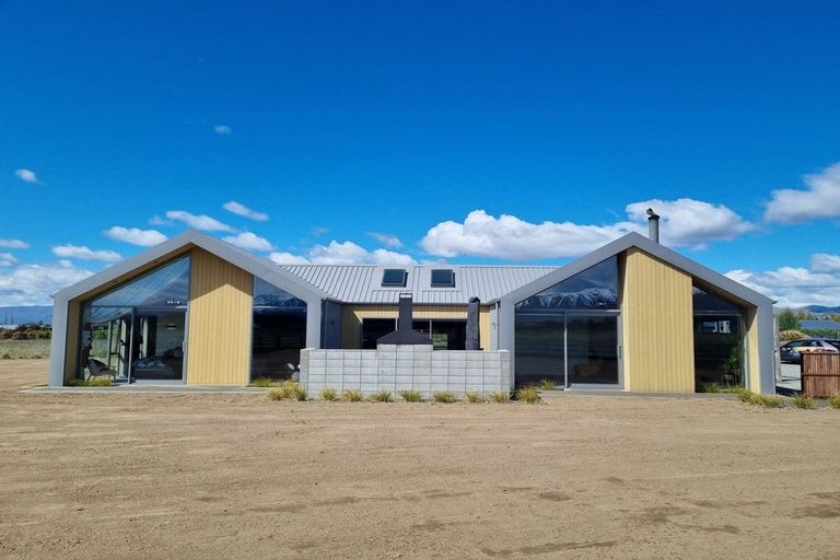 Photo of property in 21 Peak Drive, Twizel, 7901