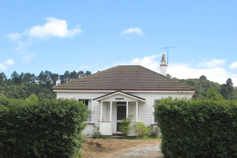 Photo of property in 37 Solander Street, Tolaga Bay, 4077