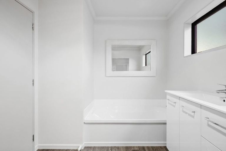 Photo of property in 89 Cambridge Terrace, Papatoetoe, Auckland, 2025