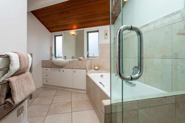 Photo of property in 46b Clifton Road, Hauraki, Auckland, 0622