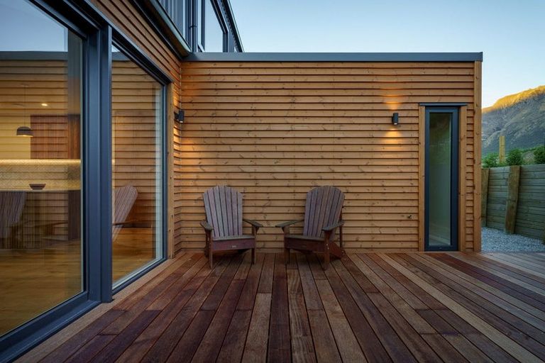 Photo of property in 35 Jack Hanley Drive, Jacks Point, Queenstown, 9371