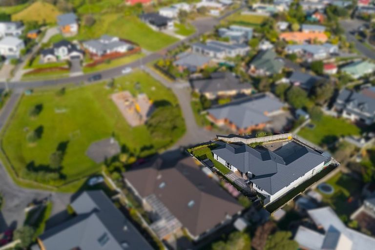 Photo of property in 3 Barbaras Way, Waikanae Beach, Waikanae, 5036