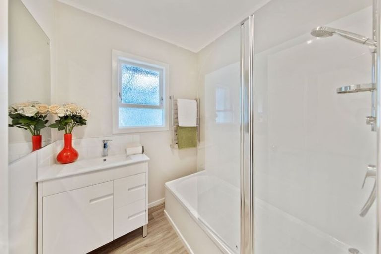 Photo of property in 20 Lyncroft Street, Mangere East, Auckland, 2024