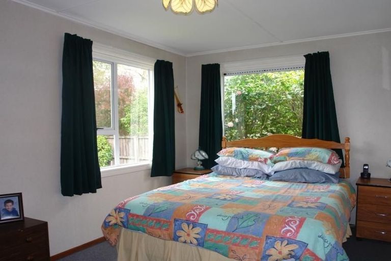 Photo of property in 7 Hollyford Avenue, Bryndwr, Christchurch, 8053