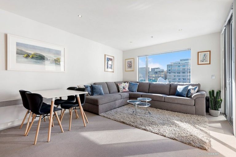 Photo of property in Sanctum Apartment, 10 Ebor Street, Te Aro, Wellington, 6011