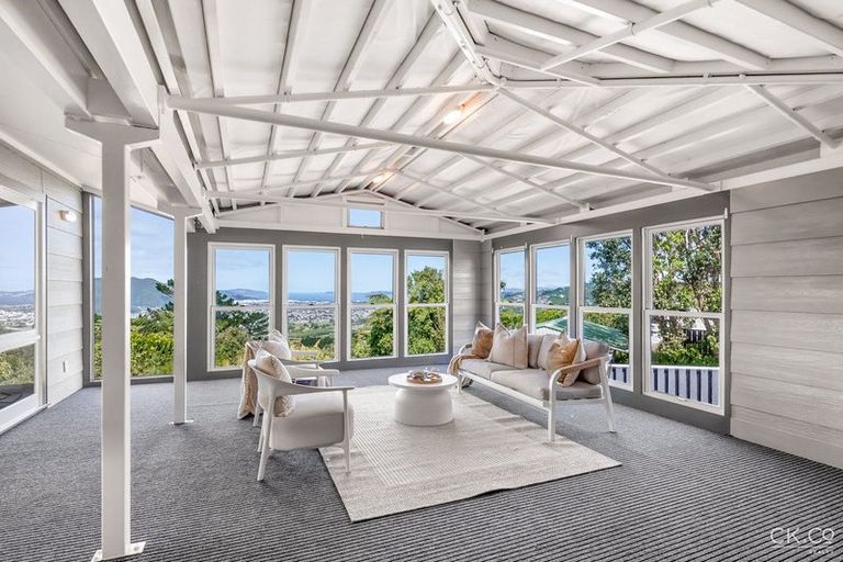 Photo of property in 30 Mossburn Grove, Kelson, Lower Hutt, 5010