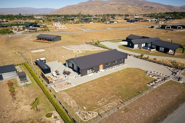 Photo of property in 1 Tussock Crescent, Twizel, 7901