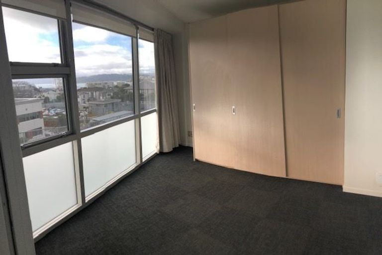 Photo of property in Summit Apartments, 5/184 Molesworth Street, Thorndon, Wellington, 6011