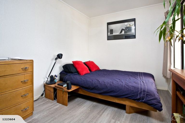 Photo of property in 5 Tadley Court, Goodwood Heights, Auckland, 2105