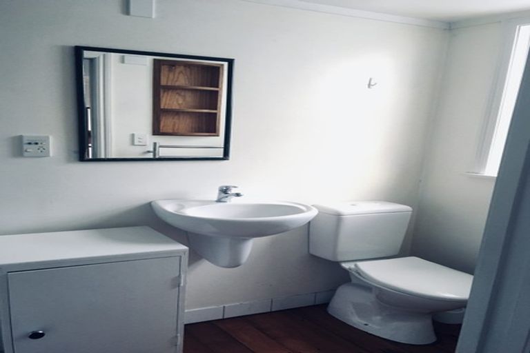 Photo of property in 16 Walter Street, Te Aro, Wellington, 6011