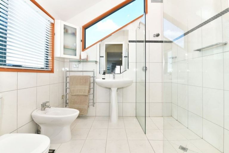 Photo of property in 54 Ardern Avenue, Stanmore Bay, Whangaparaoa, 0932