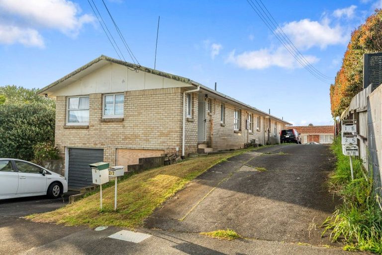 Photo of property in 2/7 Laburnum Road, New Windsor, Auckland, 0600