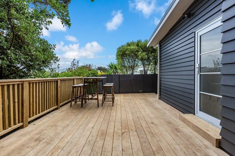 Photo of property in 67 Renown Road, Raumati South, Paraparaumu, 5032