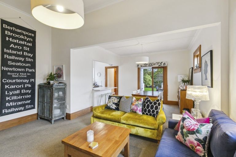 Photo of property in 2 Chatham Street, Berhampore, Wellington, 6023