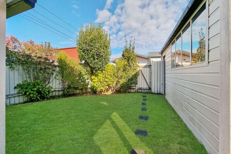 Photo of property in 30 Neil Road, Fairy Springs, Rotorua, 3015