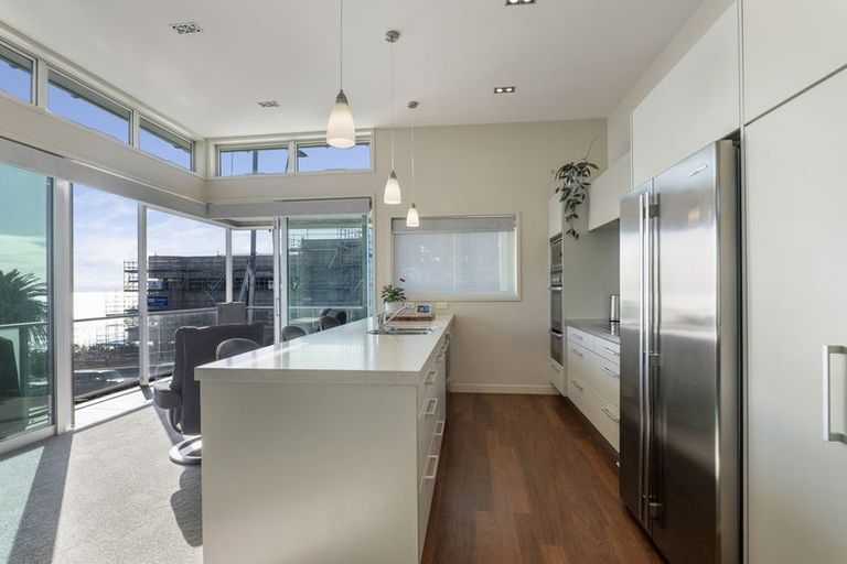 Photo of property in 4a Dawson Street, New Plymouth, 4310