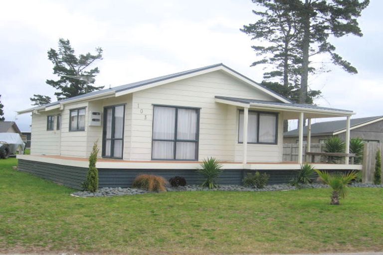 Photo of property in 103 Puka Crescent, Matarangi, Whitianga, 3592