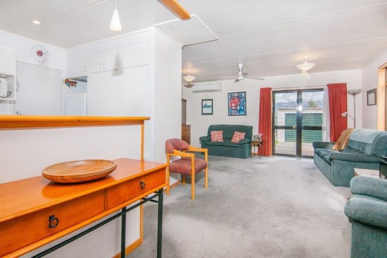 Photo of property in 27 Antimony Crescent, Cromwell, 9310