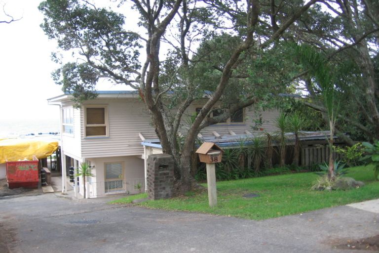 Photo of property in 1/38 Whitby Crescent, Mairangi Bay, Auckland, 0630