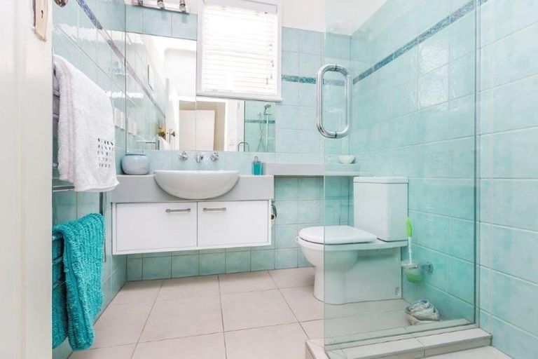 Photo of property in 48 Hawker Street, Mount Victoria, Wellington, 6011