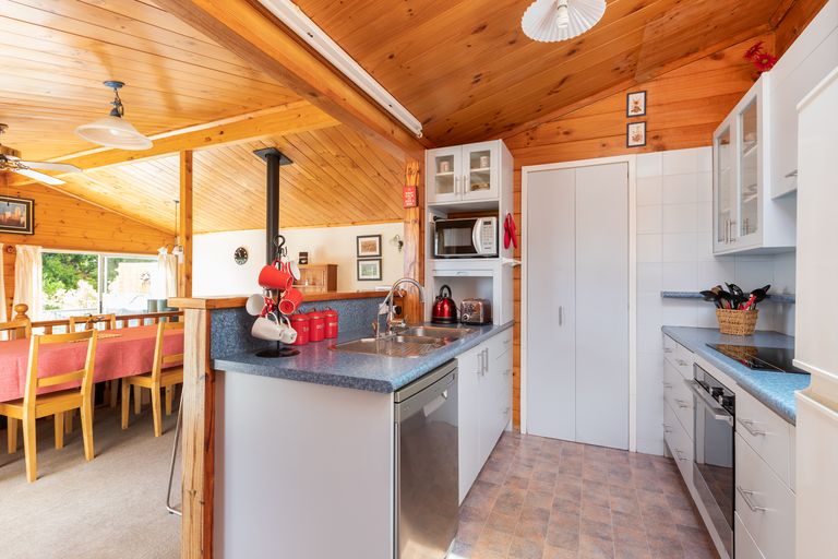 Photo of property in 21 Davies Road, Wellsford, 0900