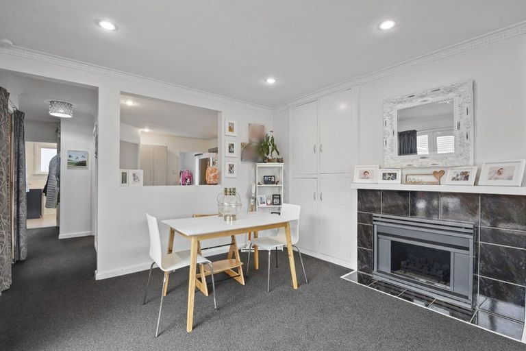 Photo of property in 1/204 Greers Road, Bryndwr, Christchurch, 8053