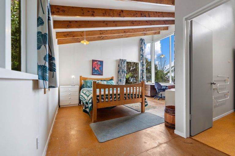 Photo of property in 24 Hauraki Terrace, Pukawa Bay, Turangi, 3381