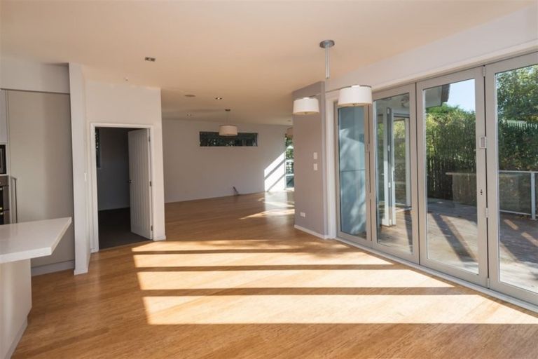 Photo of property in 5 Maurice Knowles Lane, Cashmere, Christchurch, 8022
