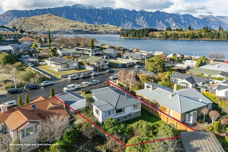 Photo of property in 3a-b Brisbane Street, Queenstown, 9300