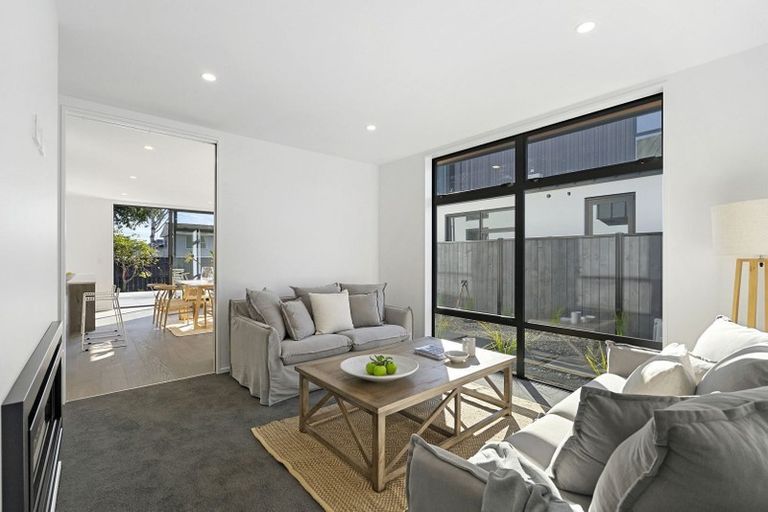 Photo of property in 43 Repton Street, Merivale, Christchurch, 8014
