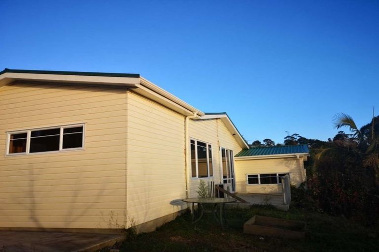 Photo of property in 114 Point View Drive, East Tamaki Heights, Auckland, 2016