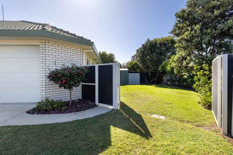 Photo of property in 9 Calypso Drive, Papamoa Beach, Papamoa, 3118