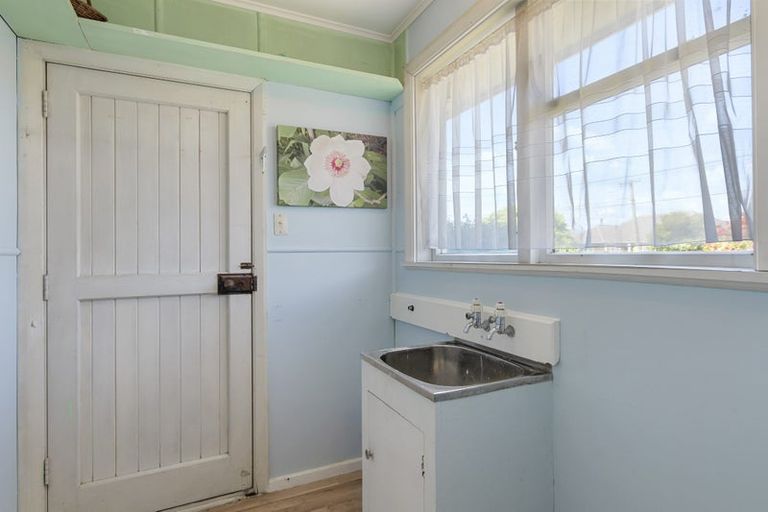 Photo of property in 23 Carisbrooke Street, Aranui, Christchurch, 8061