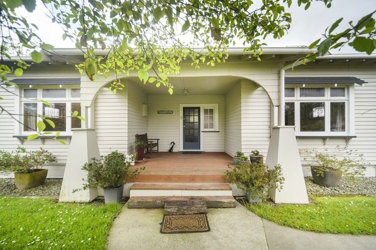 Photo of property in 8 Tawa Street, Tokomaru, Palmerston North, 4474