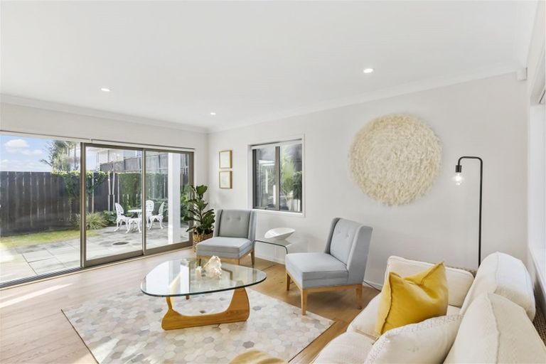 Photo of property in 139b Bucklands Beach Road, Bucklands Beach, Auckland, 2012