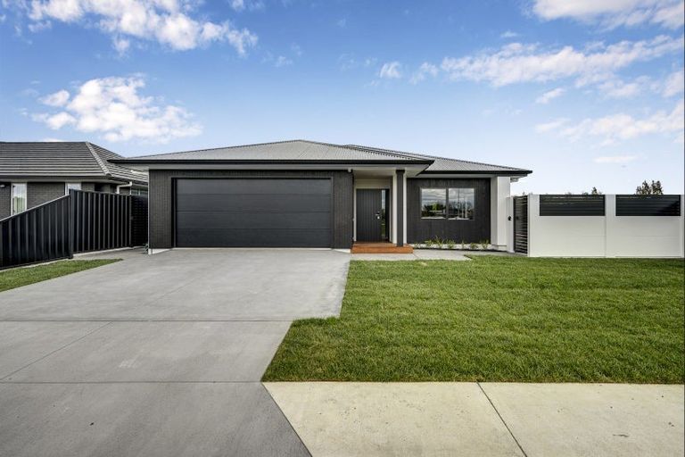 Photo of property in 15 Arihi Crescent, Frimley, Hastings, 4120