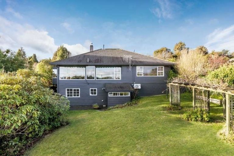 Photo of property in 95 Shepherd Road, Waipahihi, Taupo, 3330