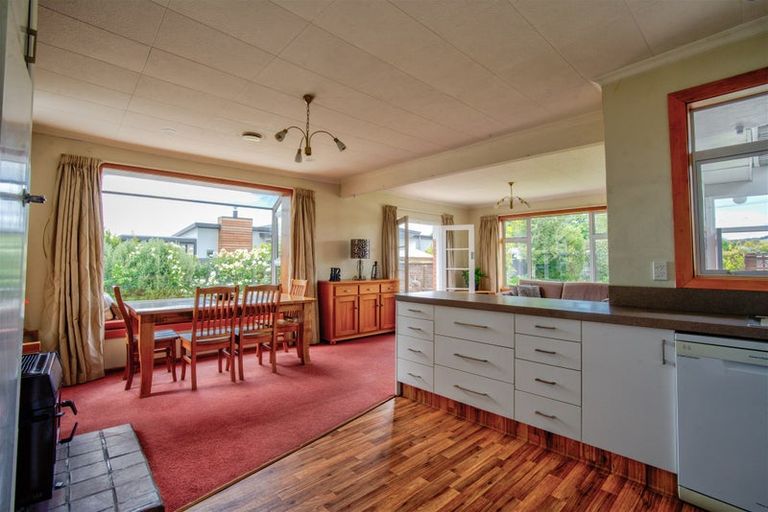 Photo of property in 17 Constitution Avenue, Milton, 9220