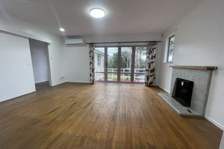 Photo of property in 39 Vera Road, Te Atatu South, Auckland, 0610