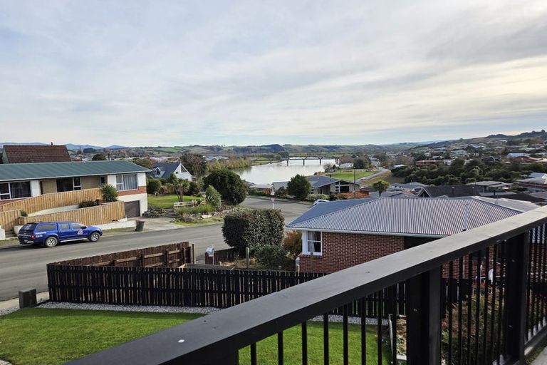 Photo of property in 3 Lincoln Terrace, Balclutha, 9230