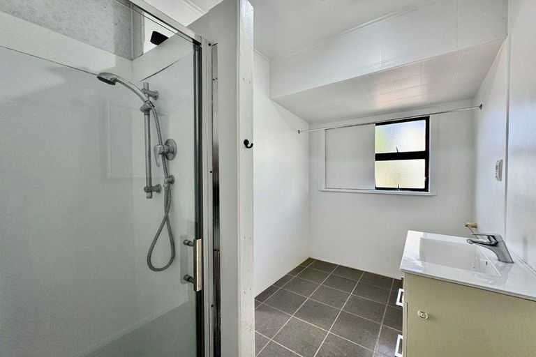 Photo of property in 423 Pakuranga Road, Pakuranga Heights, Auckland, 2010