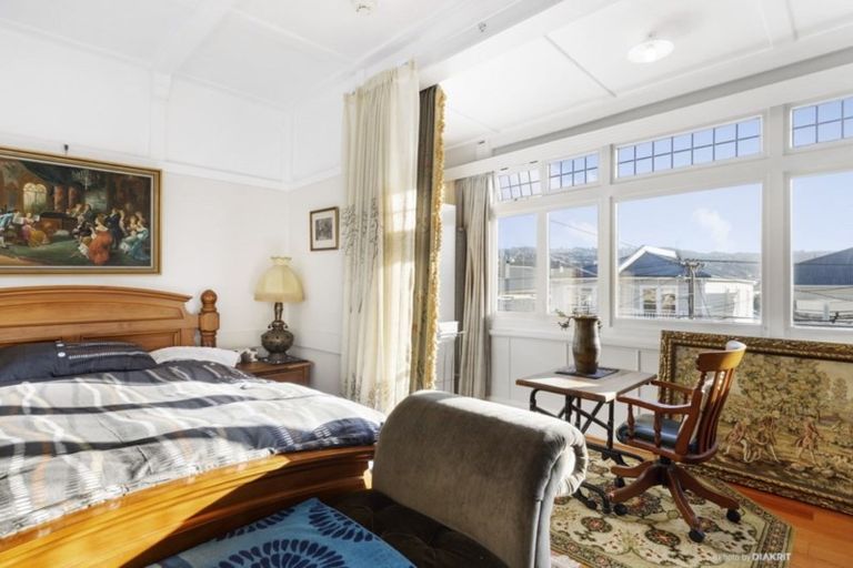 Photo of property in 99 Austin Street, Mount Victoria, Wellington, 6011