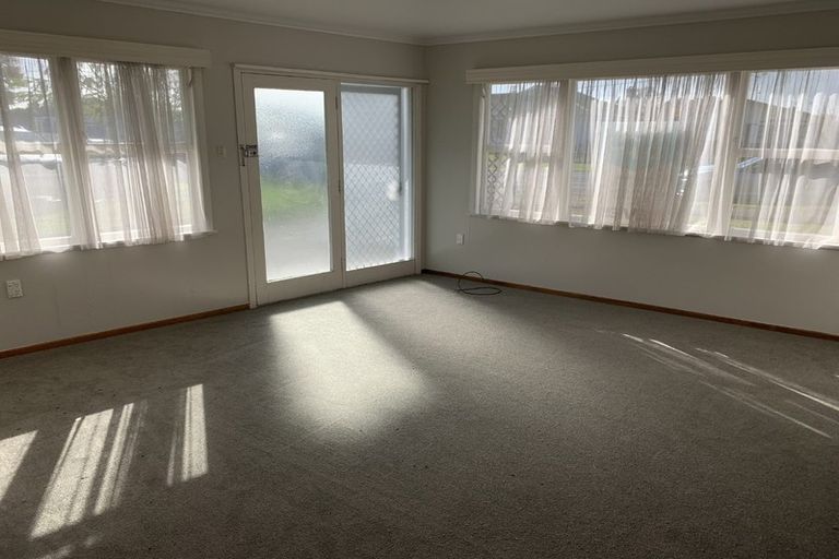 Photo of property in 1143 Heaphy Terrace, Fairfield, Hamilton, 3214